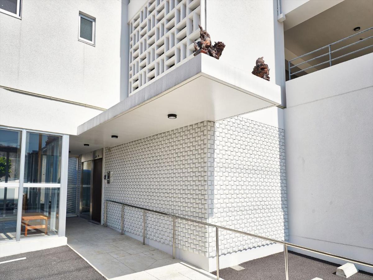 浦添市 アルセ琉球ハーバーステイアパートホテル エクステリア 写真